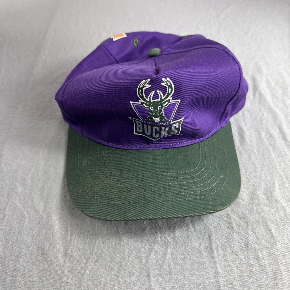 Vintage Milwaukee Bucks SnapBack Hat Purple Green Gatorade Adjustable Basketball